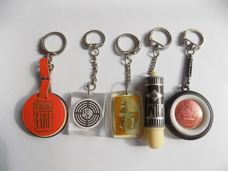 5 breloków samochodowych PRL